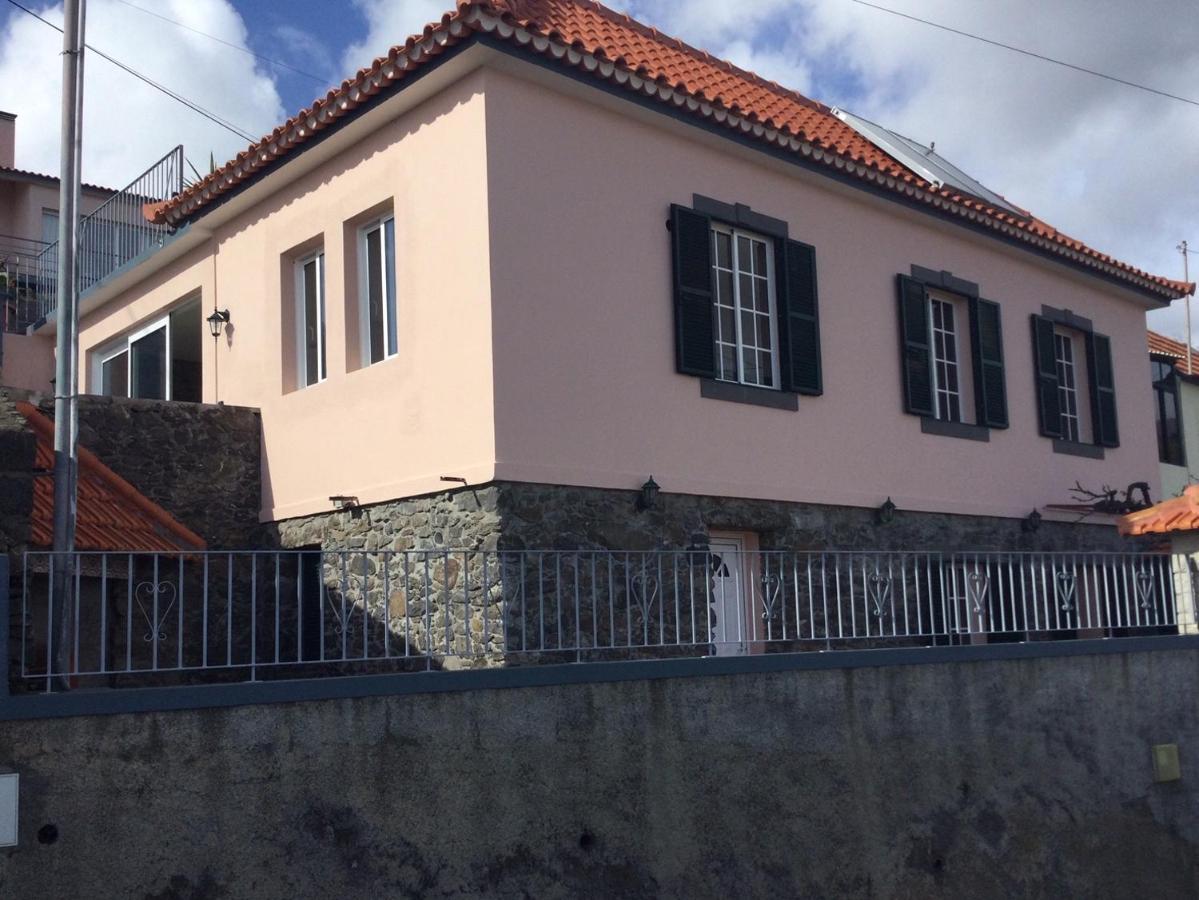 Banda Do Sol Self Catering Cottages Estreito Da Calheta Exteriör bild