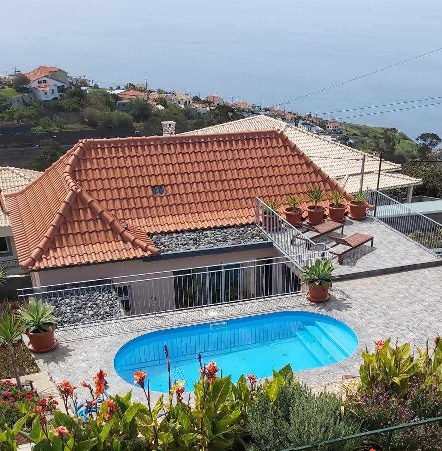 Banda Do Sol Self Catering Cottages Estreito Da Calheta Exteriör bild