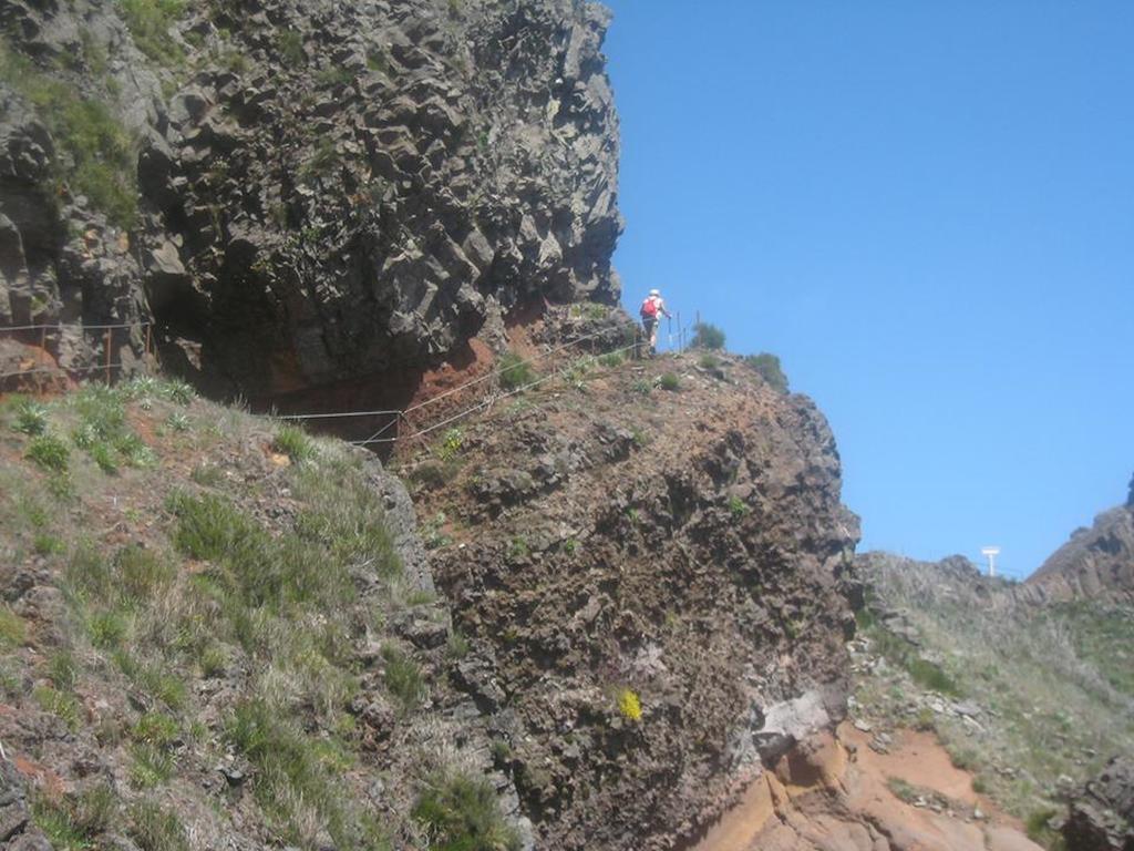 Banda Do Sol Self Catering Cottages Estreito Da Calheta Exteriör bild