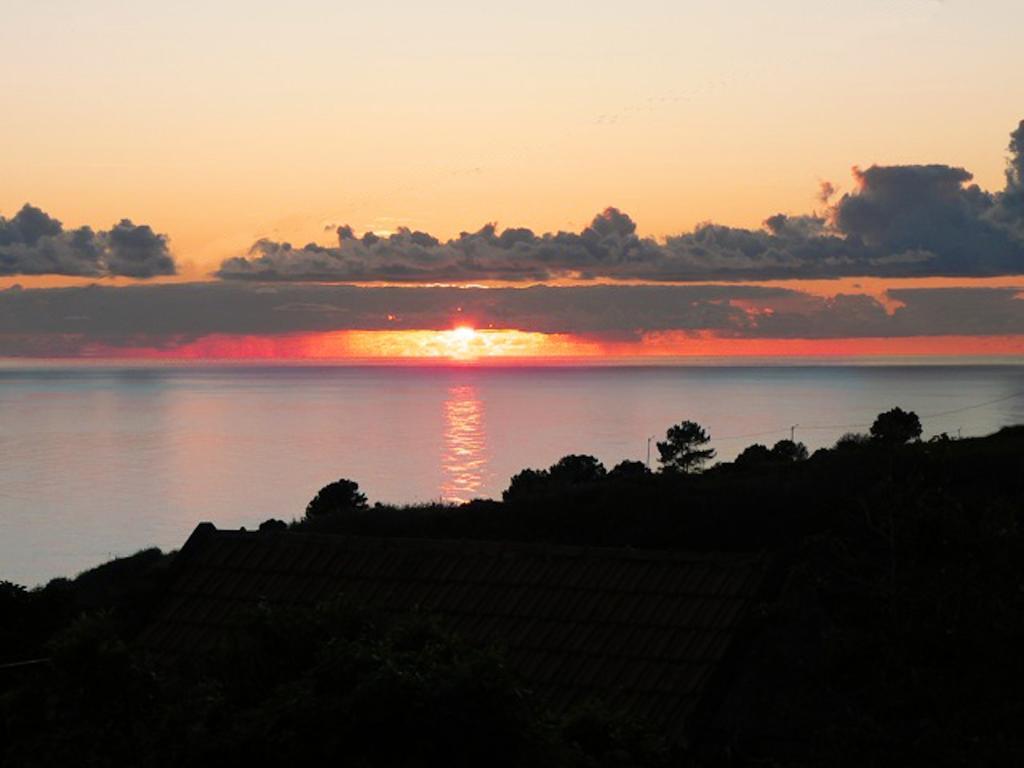 Banda Do Sol Self Catering Cottages Estreito Da Calheta Exteriör bild