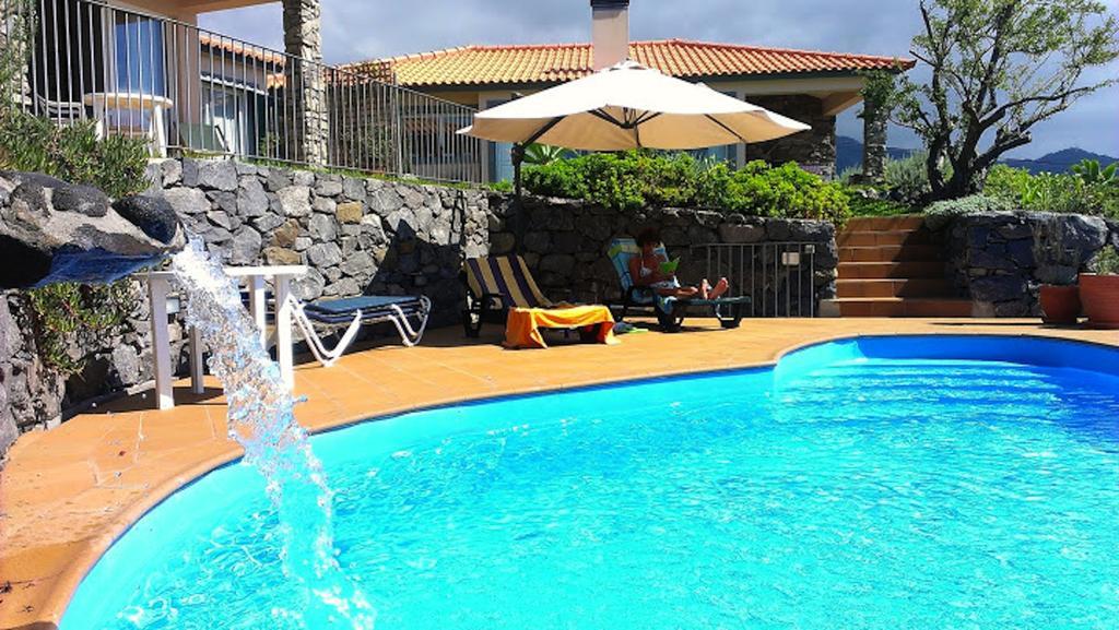 Banda Do Sol Self Catering Cottages Estreito Da Calheta Rum bild