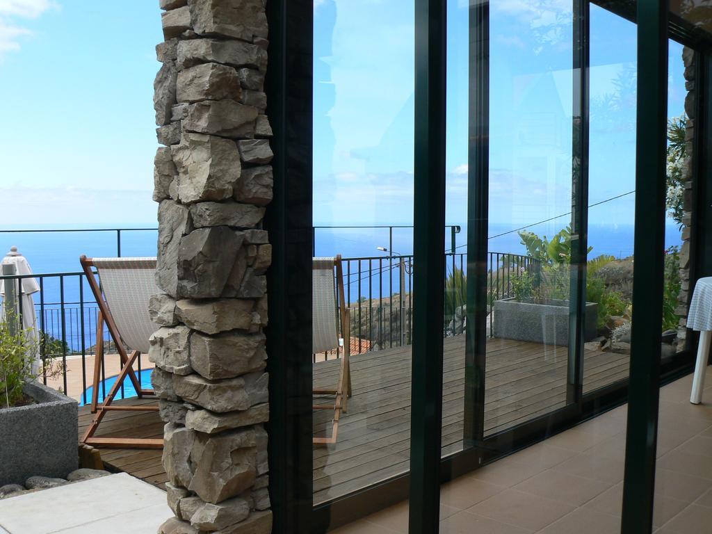 Banda Do Sol Self Catering Cottages Estreito Da Calheta Exteriör bild