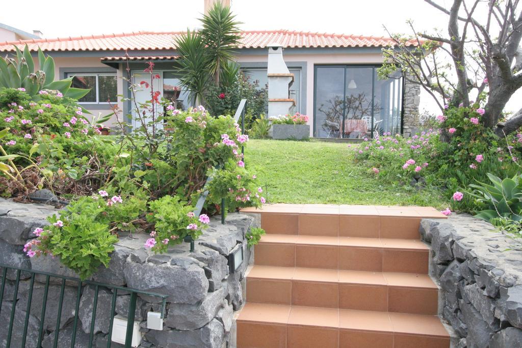 Banda Do Sol Self Catering Cottages Estreito Da Calheta Exteriör bild