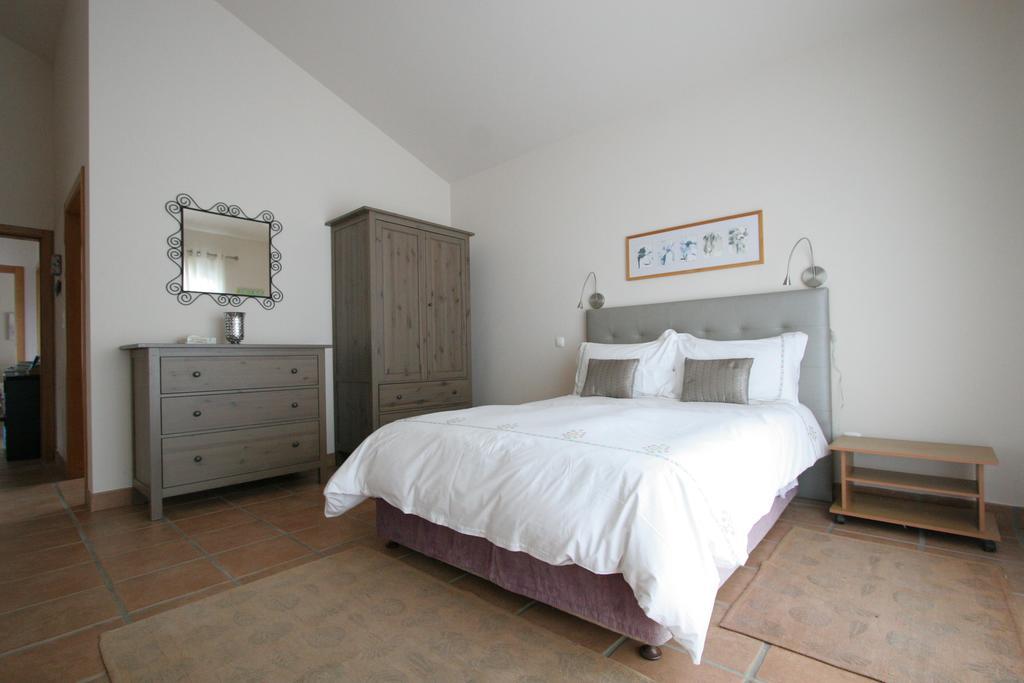 Banda Do Sol Self Catering Cottages Estreito Da Calheta Exteriör bild
