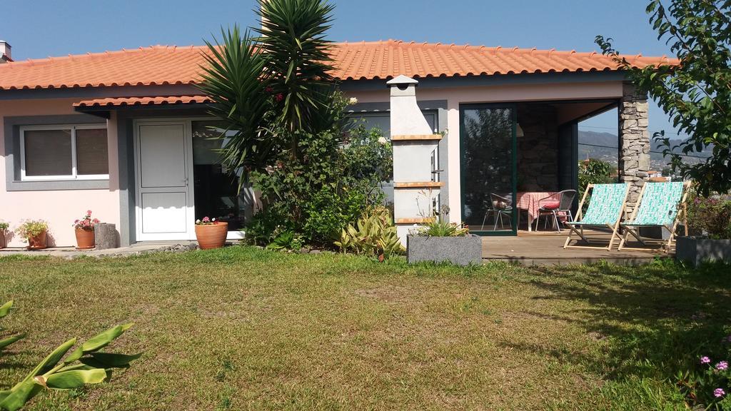 Banda Do Sol Self Catering Cottages Estreito Da Calheta Exteriör bild