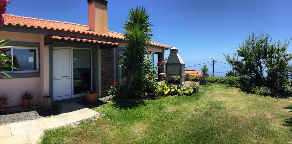 Banda Do Sol Self Catering Cottages Estreito Da Calheta Exteriör bild
